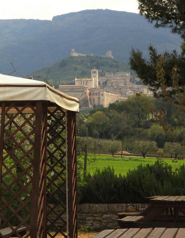 Hotel La Quiete Assisi Exterior foto